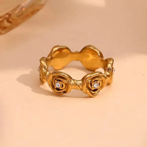 Stainless Steel Rhinestone Rose Flower Ring Gold Plated Geometric Vintage Women Fashion Jewelry Niche Design Finger Ring