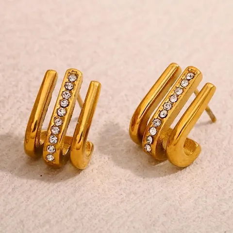 Orecchini A Lobo Tripla Fila Forma J Acciaio Inossidabile Placcato Oro 18K Strass Geometrico Moderno Per Donna