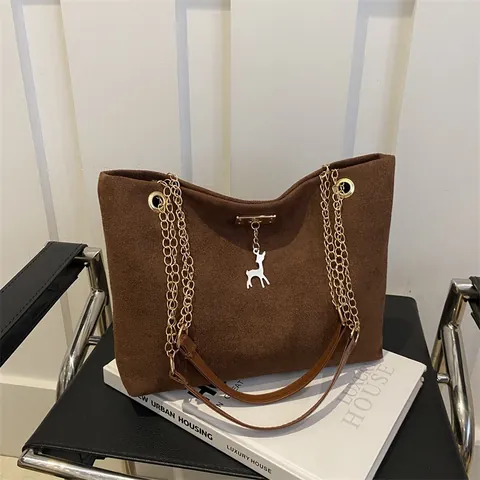 Vintage Women PU Leather Tote Bag with Chain Strap and Deer Pendant Matte Texture Shoulder Crossbody Commuter Bag