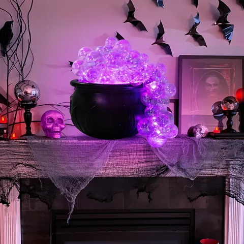 Halloween Witch Cauldron with Purple LED Bubbles Kit Plastic Potion Pot Candy Bucket Retro Party Desktop Decor Haunted House Prop