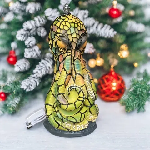 Stained Glass Style Resin Octopus Lamp Retro Mosaic Night Light Warm Yellow Glowing Eyes Table Lamp For Bedroom Decor Christmas Gift