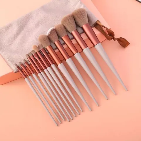 Professional Makeup Brushes Soft Synthetic Fiber Bristles Foundation Powder Eyeshadow Blending Beauty Tools With Portable Pouch