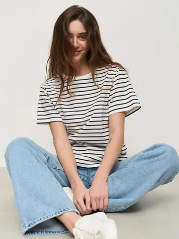 Γυναικείο Μαυρόασπρο Ριγέ T-Shirt Casual Βαμβακερό Ελαστικό Τοπ με Στρογγυλή Λαιμόκοψη και Κοντό Μανίκι για Καθημερινή Χρήση