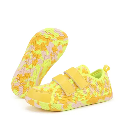Kids Casual Sports Sneakers Wide Toe Box Breathable Mesh Walking Shoes With Double Hook And Loop Straps Non-Slip Dance Shoes
