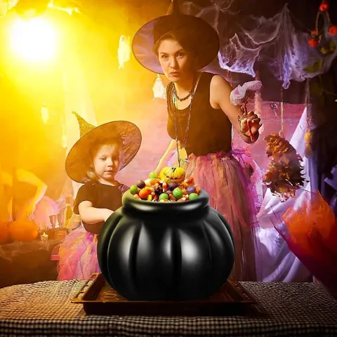 Halloween Inflatable Witch Cauldron Spooky Large Pot Party Decoration Plastic Witch Pot Ice Bucket With LED Mist Maker