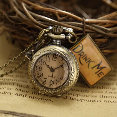 Vintage Bronze Quartz Pocket Watch Necklace With Drink Me Label Alice In Wonderland Theme Engraved Flower Pendant Watch For Men Women