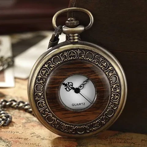 Retro Hollow Flip Wood Ring Quartz Pocket Watch For Men Women Antique Bronze Skeleton Case Arabic Numeral Waist Chain Watch