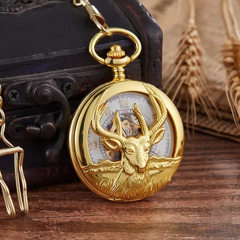 Vintage Hollow Deer Head Alloy Mechanical Pocket Watch Manual Skeleton Dial Retro Hand Wind Men Women Gifts Jewelry