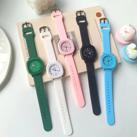 Minimalistische Quadratische Quarzuhr Für Damen Koreanischer Stil Silikonarmband Uhr Mit Geschenkbox Armband