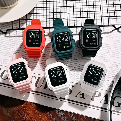 Square LED Digital Watch For Students Kids Sporty Minimalist Silicone Electronic Luminous Wristwatch For Daily School Use