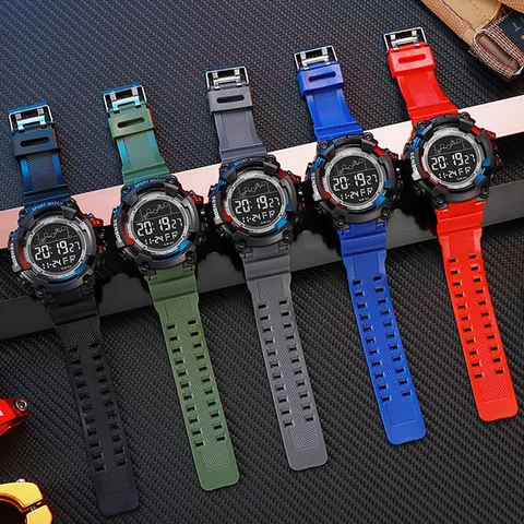 Orologio Sportivo Digitale a LED da Uomo Impermeabile Cronografo da Esterno Sveglia Luminosa Cassa in Plastica Cinturino in PU