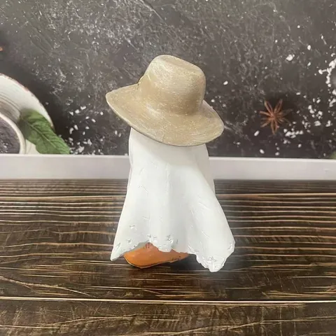 Cowboy Ghost Statue Halloween Decoration Resin Western Style Ghost With Cowboy Hat And Boots Home Desktop Ornament Gift
