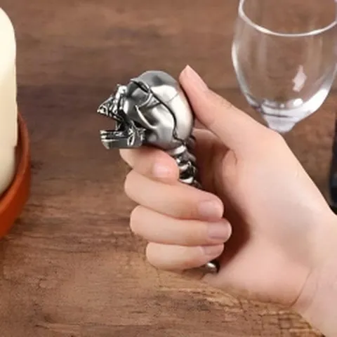 Gothic Totenkopf Flaschenöffner Vintage Zinklegierung Bieröffner Mit Wirbelsäulengriff Kreatives Halloween Partygeschenk Für Männer