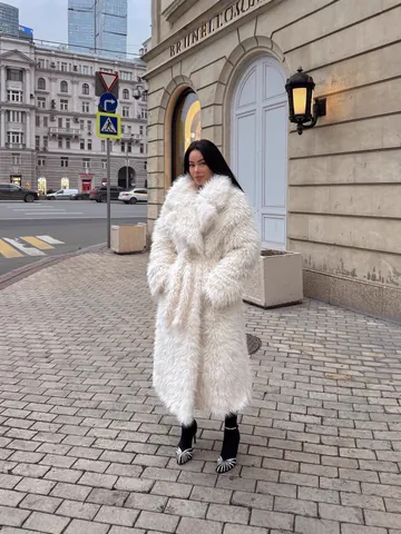 Women's Faux Fur Coat Long Winter Jacket Notched Lapel Thick Warm Artificial Snow Fox Fur Outerwear Overcoat Plain White
