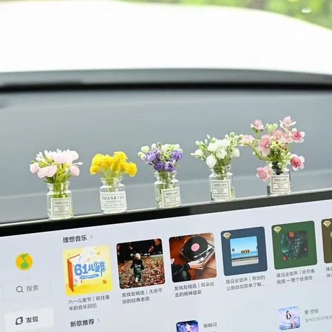 Modern Car Simulation Vase Ornament Mini Glass Flower Vase With Artificial Flower Car Interior Center Console Decorations