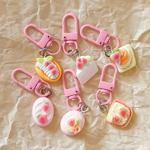 Cute Simulation Food Play Strawberry Dessert Keychain Pendant Pink Resin Cake Cookie Backpack Phone Charm Accessories Gift