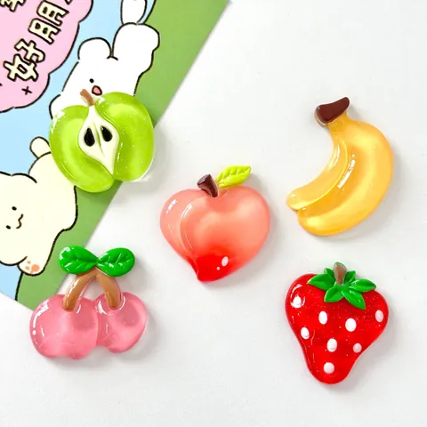 Grandes Cabujones de Resina de Fruta de Dibujos Animados Claros como el Hielo Fresa Plátano Melocotón DIY Decoración para Funda de Móvil