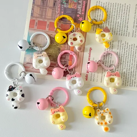 Cute Cartoon Cat Donut Keychain With Bell Resin Animal Sweet Pendant For Backpack Earpods Case Keys Women Girls Gift