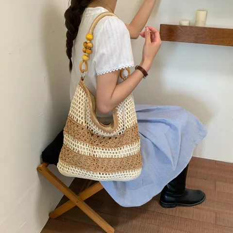 Sac de Plage Crocheté à la Main pour Femmes Sac Fourre-Tout Grande Capacité Perles de Bois Motif Ajouré Vacances