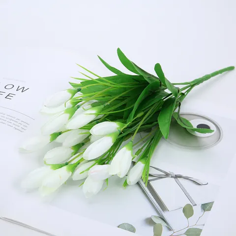 Bouquet de Fleurs de Magnolia Artificiel Branche de Fleurs en Soie Pour Décoration de Table de Maison Restaurant Fausse Tige