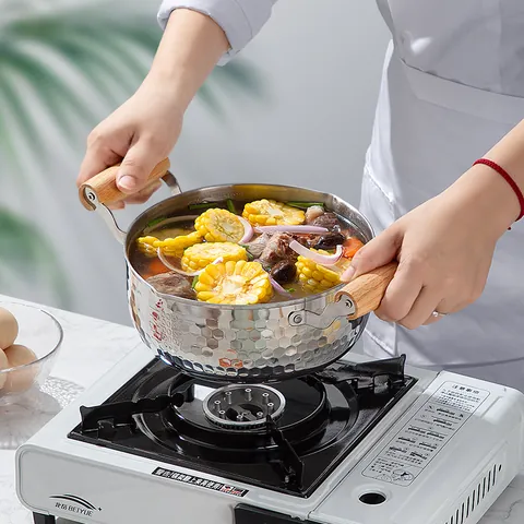 304 Stainless Steel Yukihira Pot Hammered Milk Pot With Glass Lid Beechwood Handle Saucepan For Baby Food Noodle Heating