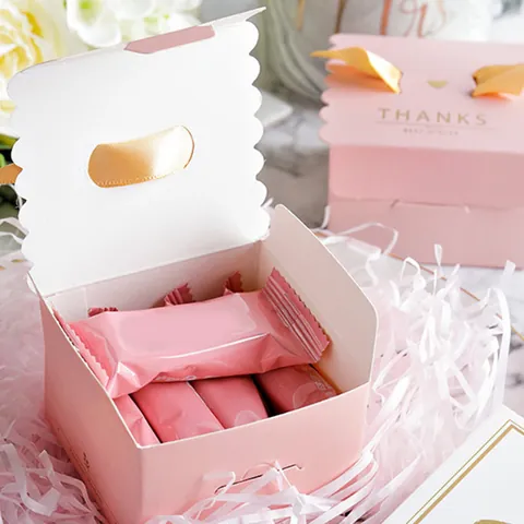 Minimalist Pink Square Wedding Candy Box Scalloped Edge White Cardboard Gift Box with Pink Ribbon Bow Bronzing Thanks Lettering Party Favor Packaging Box