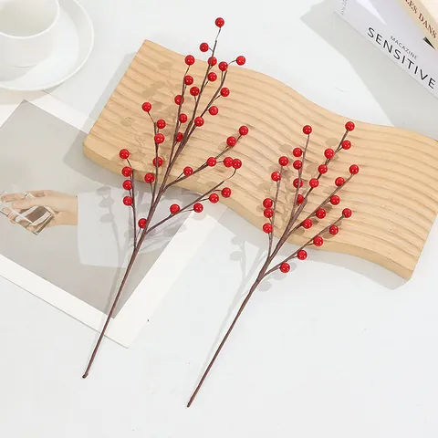 Branches de Baies de Houx Artificielles Nouvel An Fleurs Artificielles Tige de Fruit en Mousse pour Maison Salon Fête Festival Arrangement Floral Décoratif