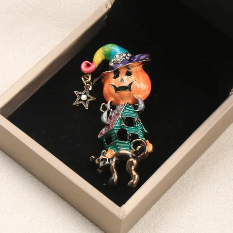 Vintage Halloween Pumpkin Witch Hat Black Cat Brooch Alloy Enamel Rhinestone Haunted House Pin Jewelry Gift for Women