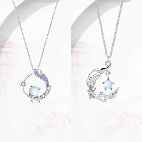 Ancient Style Moon Pendant Necklace For Women Alloy Rhinestone Synthetic Moonstone Ethereal Silver Tone Clavicle Chain Jewelry Gift
