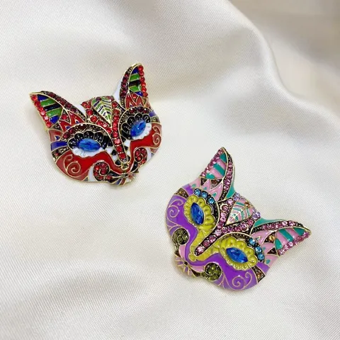 Vintage Fox Mask Enamel Brooch For Women Alloy Rhinestone Inlaid Animal Shape Breastpin Retro Style Fashion Jewelry Gift