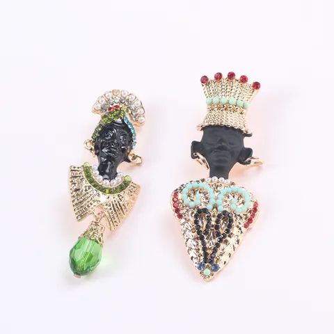 Rétro Exotique Chef Broche Pour Femmes Alliage Strass Perle Artificielle Gland Figure Africaine Broche Émail Corsage Pin Bijoux