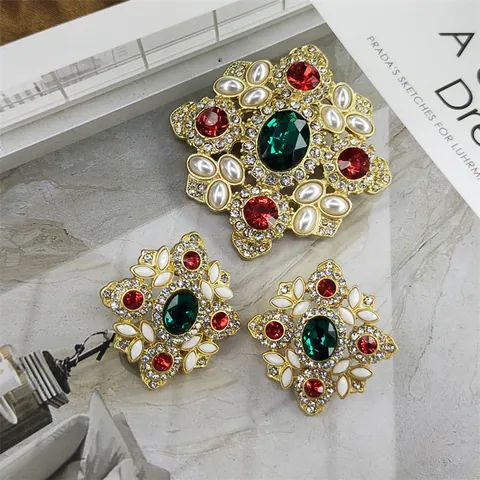Juego de Broche y Pendientes de Botón Vintage Barroco Verde Esmeralda Estilo Palacio Aleación Chapada en Oro Diamantes de Imitación Perla Artificial Joyería para Mujer