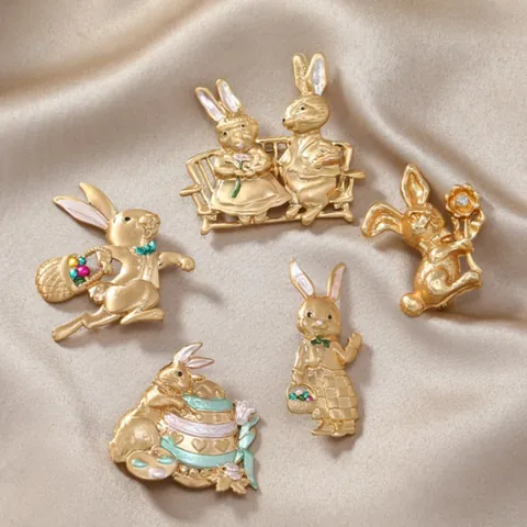 Broche de Conejo de Aleación de Oro Mate Vintage Para Mujeres Hombres Lindos Alfileres de Animales Para Bolsos Abrigos Esmalte Joyería