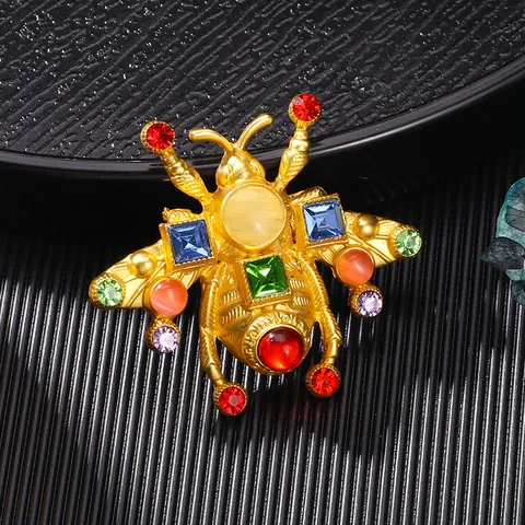 Vintage Schwere Arbeit Biene Brosche Für Damen Luxus Gold Metall Strass Insekten Nadeln Retro Hornisse Korsage Schmuck Zubehör