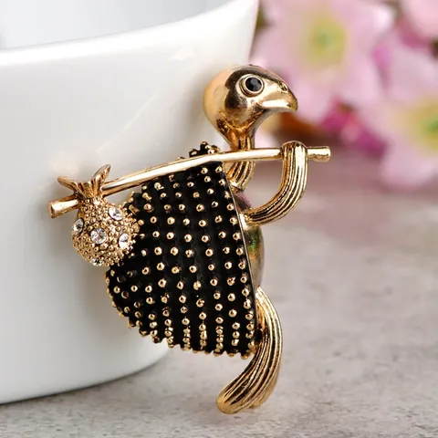 Vintage Walking Turtle Brooch for Men Women Personalized Animal Lapel Pin Gold Black Alloy Rhinestone Brooch for Suit Jacket