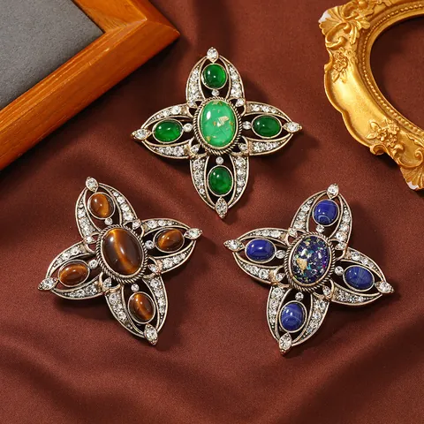 Vintage Hohlkreuz Brosche Für Damen Herren Strass Eingelegt Mittelalterlichen Stil Legierung Edelstein Nadel Mode Mantel Schmuck Geschenk