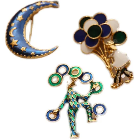 Creative Circus Clown Balloon Moon Brooch For Women Kids Enamel Alloy Rhinestone Cartoon Animal Lapel Pin Vintage Jewelry Gift