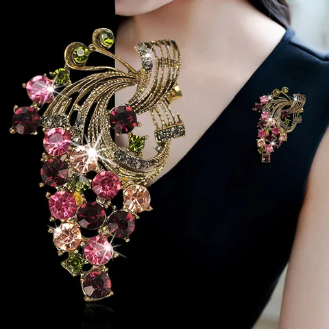 Vintage Zinc Alloy Rhinestone Flower Brooch Multicolor Crystal Floral Grapes Leaf Pin For Women Clothing Accessories Jewelry