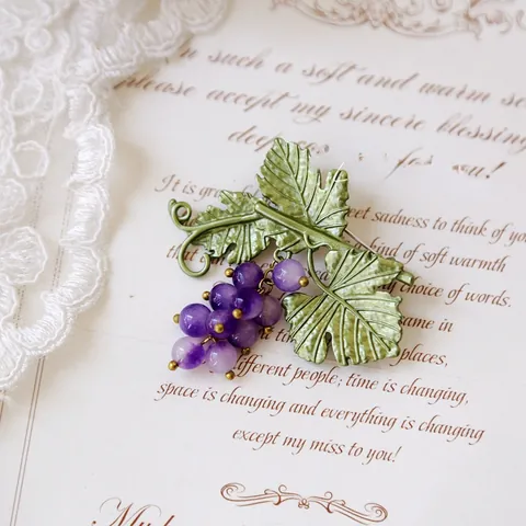 Retro Forest Style Purple Grape Berry Fruit Brooch And Earrings Jewelry Set Women Zinc Alloy Rhinestone Sweet Enamel Jewelry