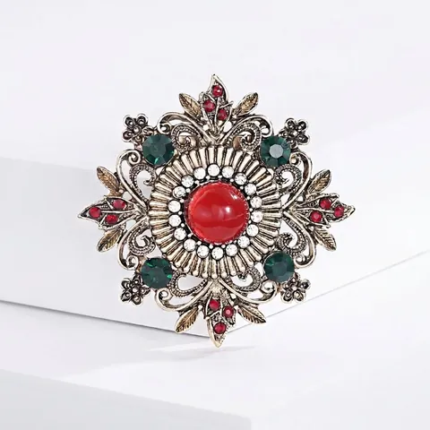 Vintage Baroque Palace Style Alloy Rhinestone Brooch Pin Antique Gold Red Green Crystal Luxury Flower Brooch Coat Accessory