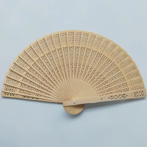 Abanico Plegable de Madera de Estilo Chino Clásico Patrón Floral Calado Hueco Ventilador Decorativo Portátil para Regalo de Boda