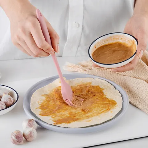 Food Grade Silicone Basting Brush High Temperature Resistant Integrated Oil Brush for Baking Grilling BBQ Kitchen Tool