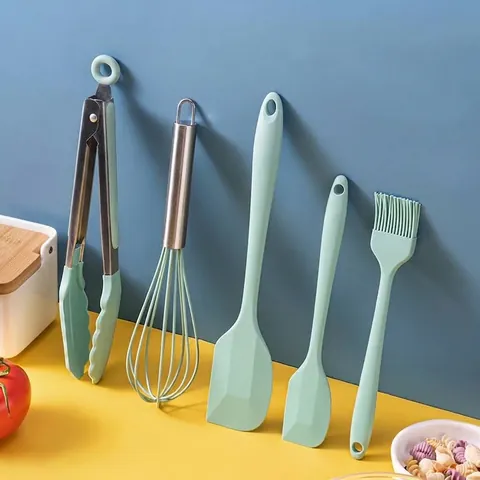 Heat Resistant Silicone Kitchen Utensil Set With Spatula Whisk Oil Brush And Food Tongs For Non-Stick Cookware Baking Tools