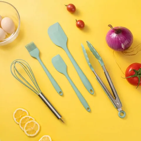 Heat Resistant Silicone Kitchen Utensil Set With Spatula Whisk Oil Brush And Food Tongs For Non-Stick Cookware Baking Tools