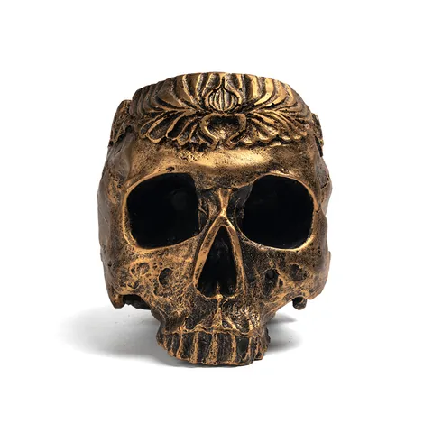 Gothic Resin Carved Human Skull Model Halloween Decoration Antique Bronze Skull Ornament Carved Floral Head Bone Handicraft Home Decor