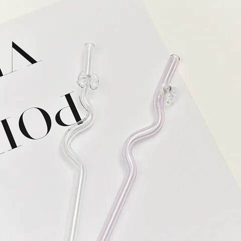 Handmade Borosilicate Glass Drinking Straw With Cute Butterfly Bowknot Heat Resistant Reusable Ins Style Straw For Juice Milk