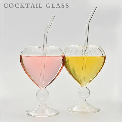 Ins Style Heart Shaped Borosilicate Glass Cocktail Glass Ribbed Smooth Creative Stemware Wine Cup With Straw For Home Party