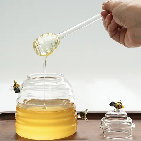 Creative Beehive Shape High Borosilicate Glass Honey Jar with Bee Decor Lid and Glass Dipper Clear Syrup Pot for Kitchen Decor