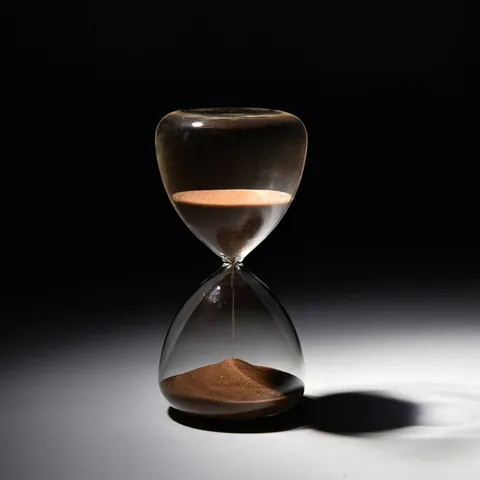 Clessidra Circolare in Vetro Minimalista Moderna Timer 15 Minuti Vetro Borosilicato Sabbia per Arredamento Casa Ufficio Ornamento