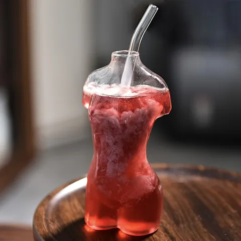 Kreativer Frauenkörper Kunst Glasbecher Künstlerische Nackte Frau Form Cocktail Bierglas Borosilikatglas Trinkgefäß für Bar Party Zuhause